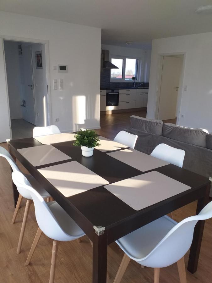Neubau Appartement Mit Terasse, Privater Eingang,Parkplatz,Kueche Fürth المظهر الخارجي الصورة
