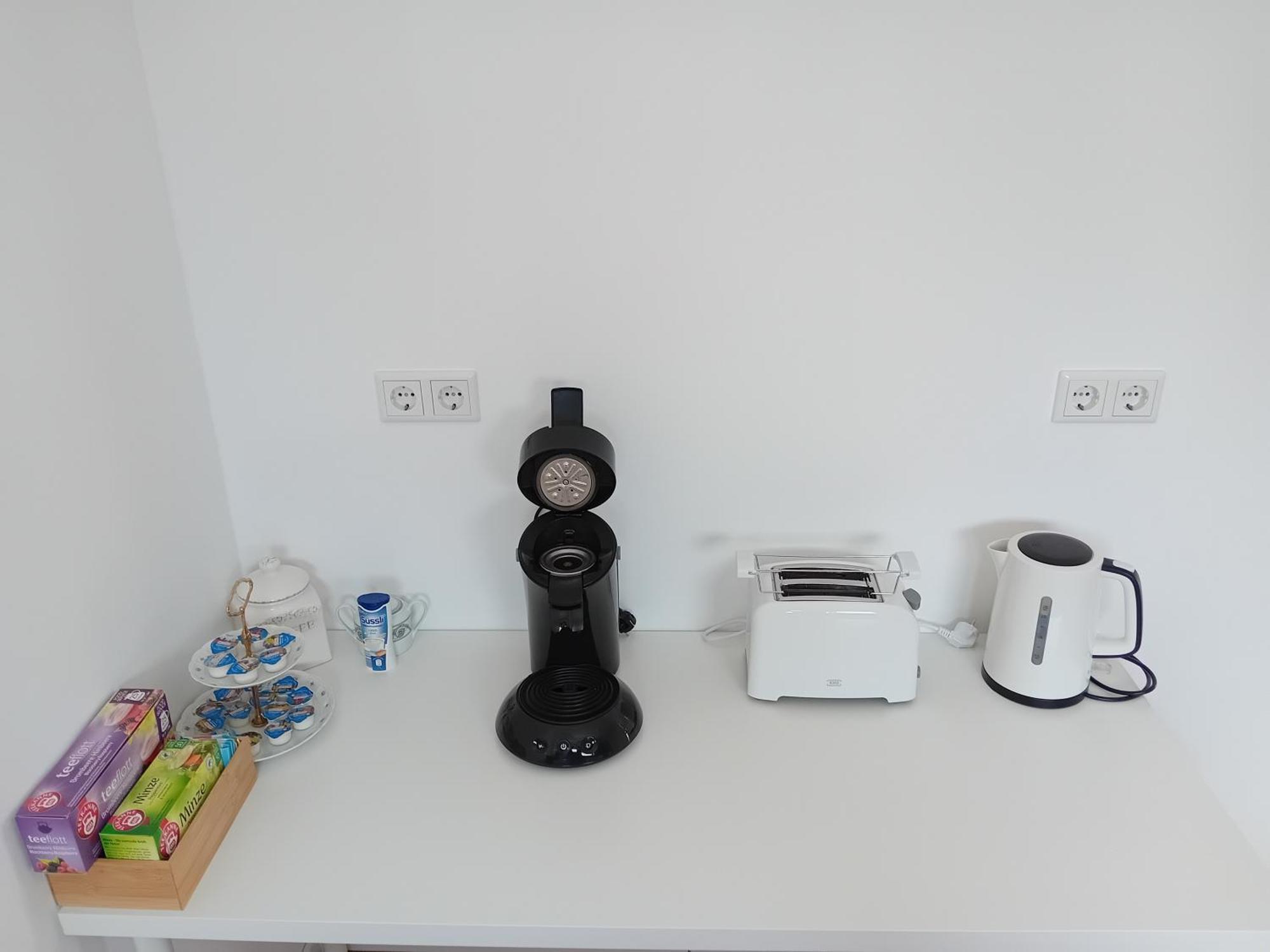 Neubau Appartement Mit Terasse, Privater Eingang,Parkplatz,Kueche Fürth المظهر الخارجي الصورة