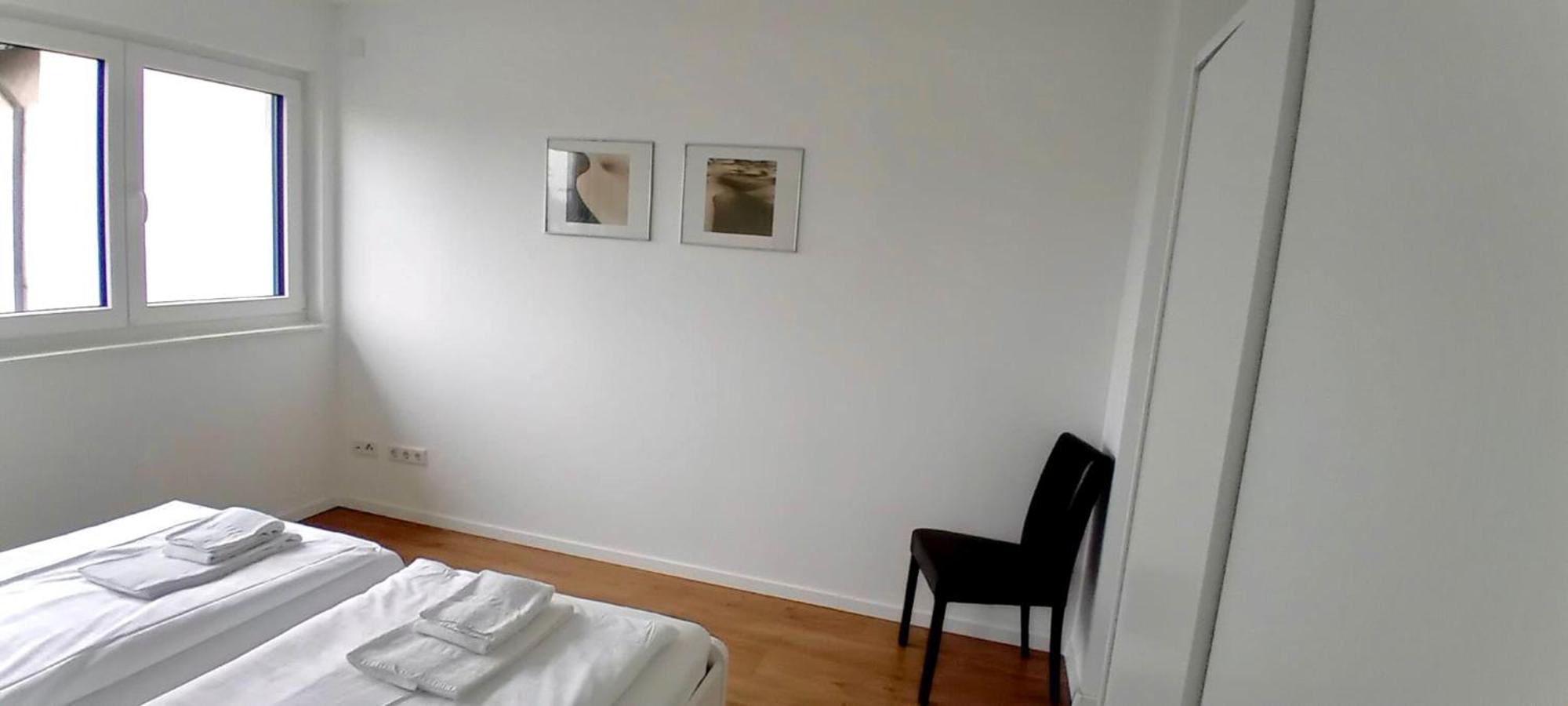 Neubau Appartement Mit Terasse, Privater Eingang,Parkplatz,Kueche Fürth المظهر الخارجي الصورة